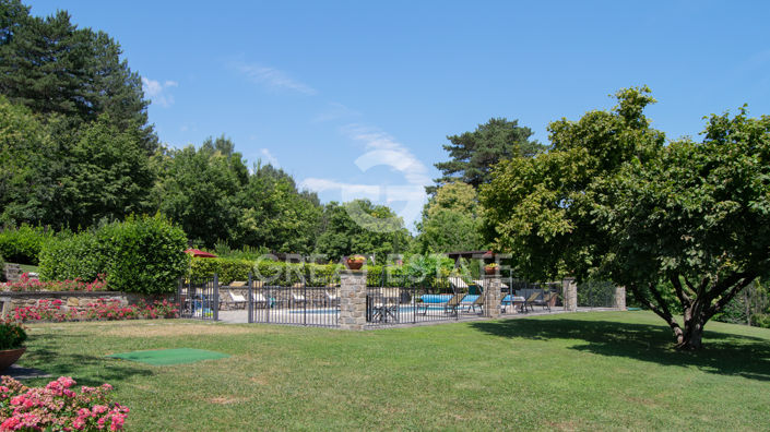 Image No.40-6 Bed Country House for sale