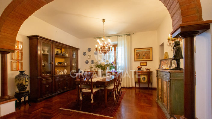 Image No.16-11 Bed Villa for sale