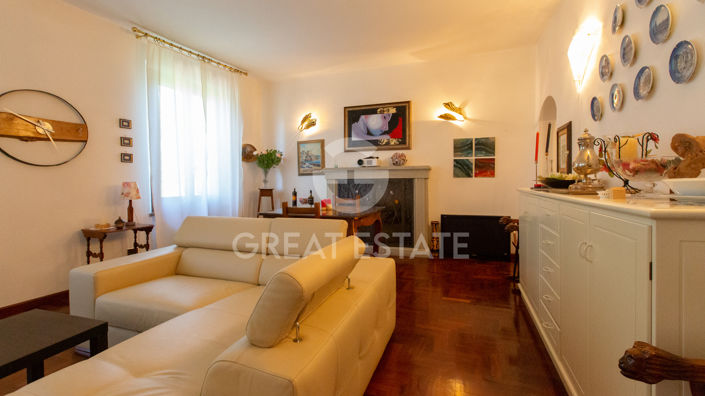 Image No.23-11 Bed Villa for sale