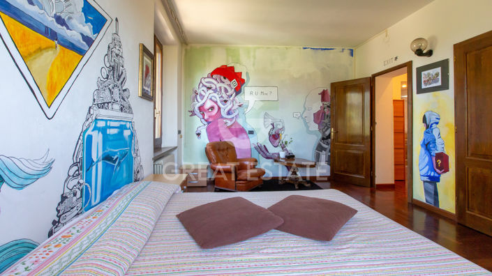 Image No.26-11 Bed Villa for sale