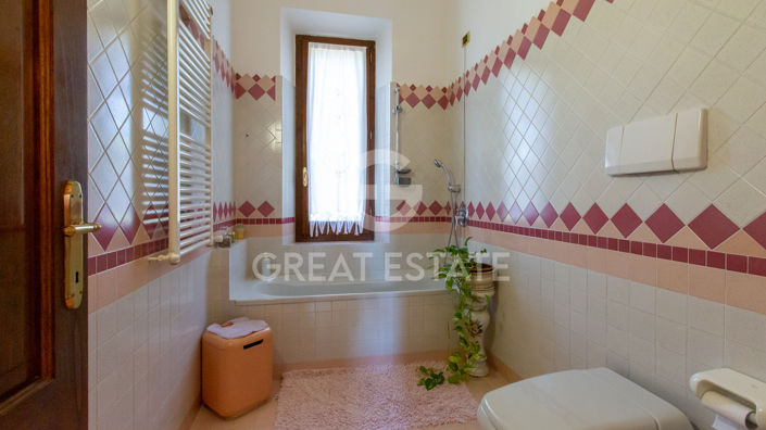 Image No.31-11 Bed Villa for sale