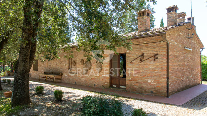 Image No.40-11 Bed Villa for sale