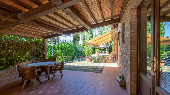 Image No.42-11 Bed Villa for sale