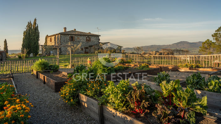 Image No.12-Maison de campagne de 5 chambres à vendre à Radicofani