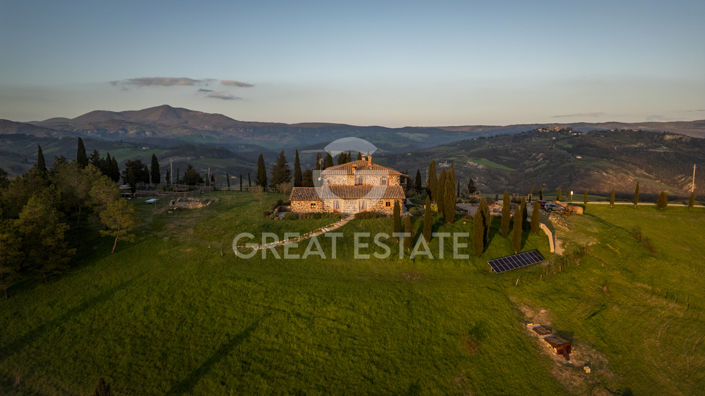 Image No.17-Maison de campagne de 5 chambres à vendre à Radicofani