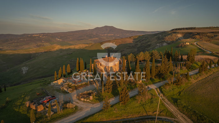 Image No.24-Maison de campagne de 5 chambres à vendre à Radicofani