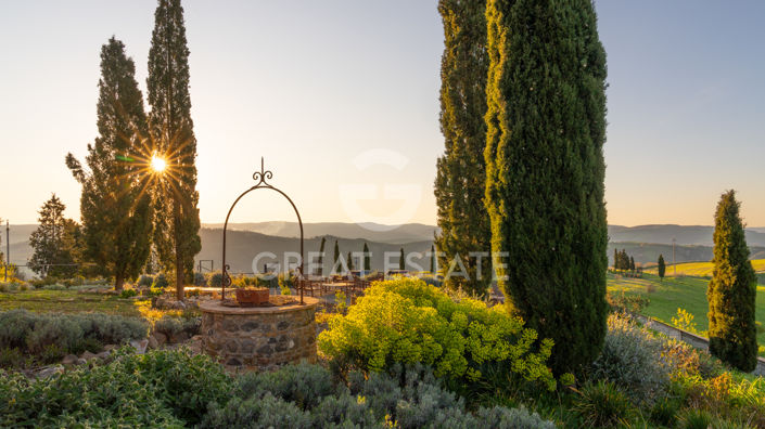 Image No.39-Maison de campagne de 5 chambres à vendre à Radicofani