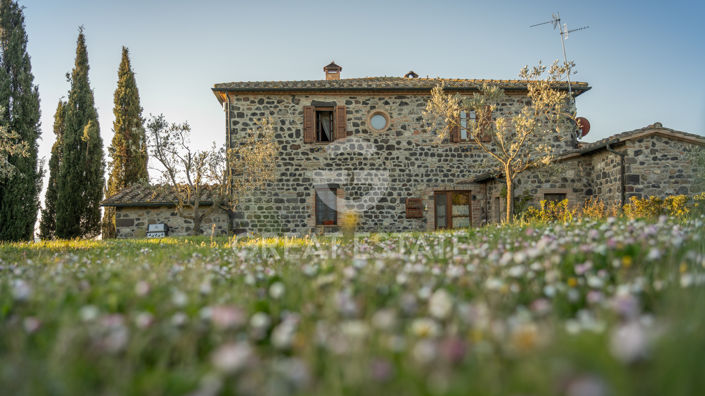 Image No.50-Maison de campagne de 5 chambres à vendre à Radicofani