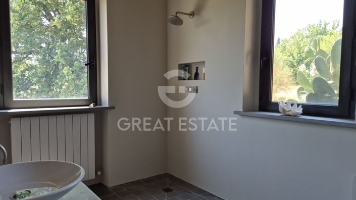 Image No.34-3 Bed Country House for sale