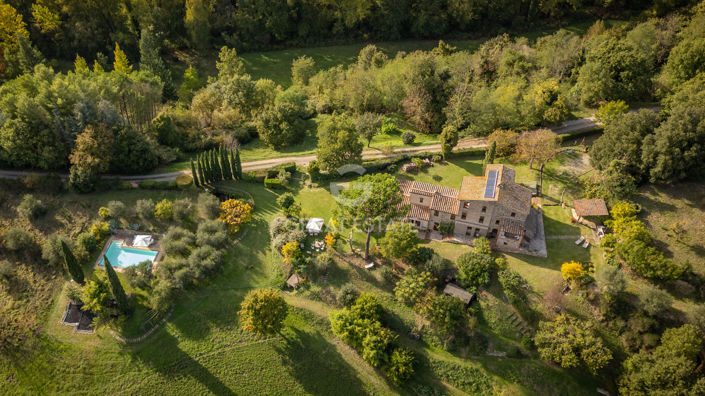 Image No.11-7 Bed Country House for sale