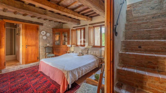 Image No.45-7 Bed Country House for sale