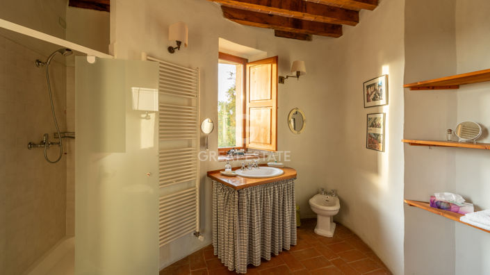 Image No.47-7 Bed Country House for sale