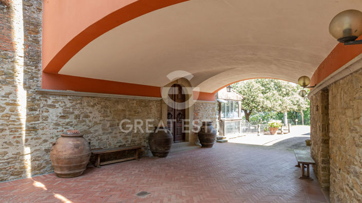 Image No.13-7 Bed Country House for sale