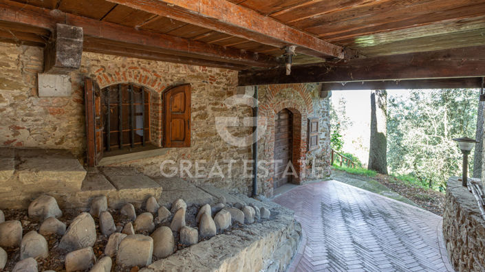 Image No.16-7 Bed Country House for sale