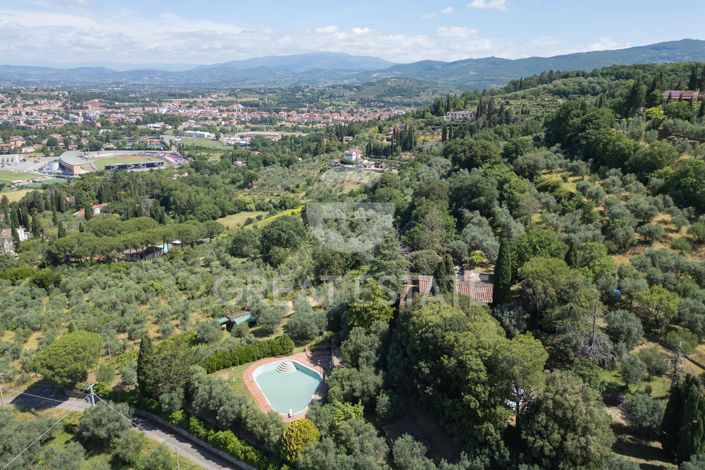 Image No.31-7 Bed Country House for sale