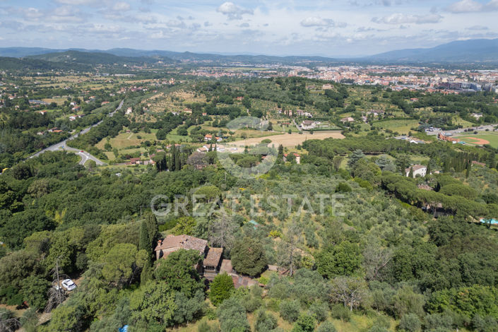 Image No.33-7 Bed Country House for sale