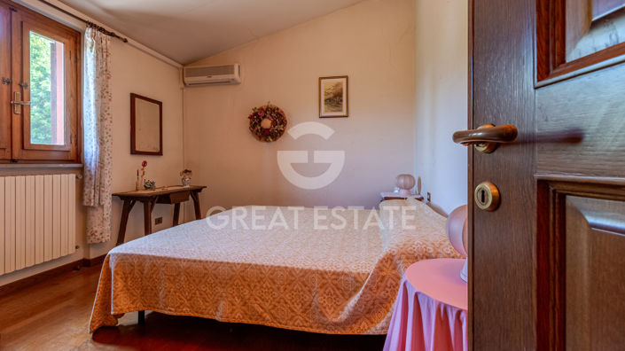 Image No.45-7 Bed Country House for sale