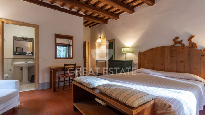 Image No.27-11 Bed Country House for sale