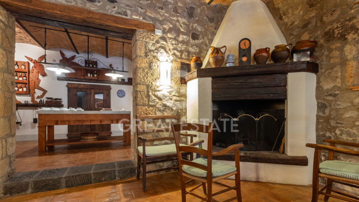 Image No.51-11 Bed Country House for sale