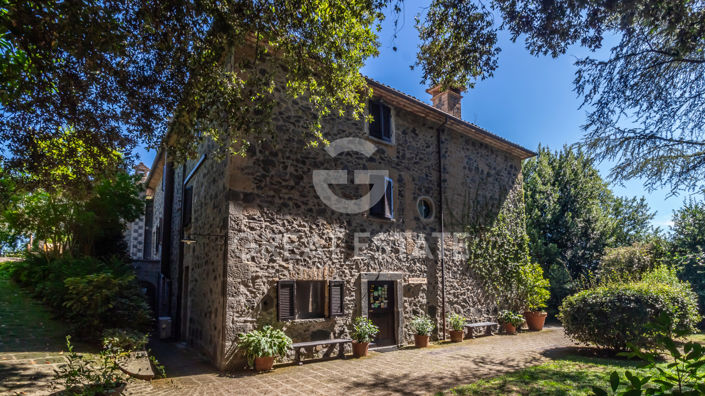 Image No.9-11 Bed Country House for sale