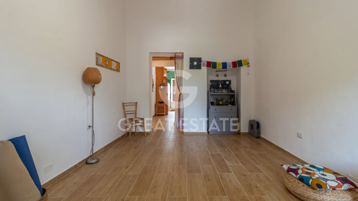 Image No.32-3 Bed Country House for sale