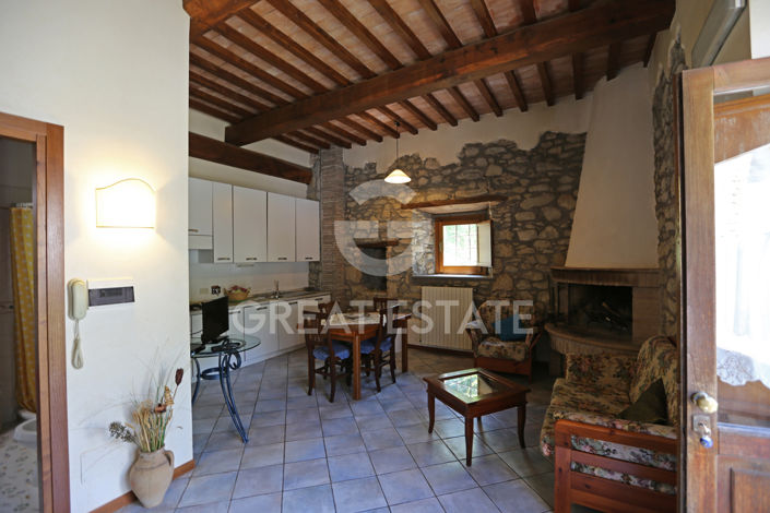 Image No.19-8 Bed Country House for sale