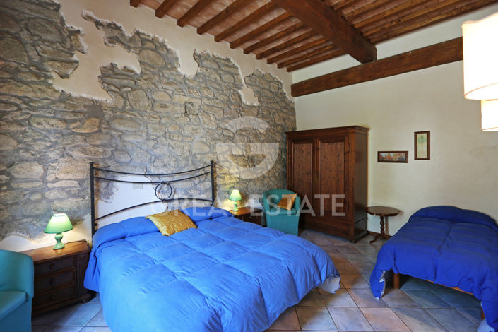 Image No.24-8 Bed Country House for sale