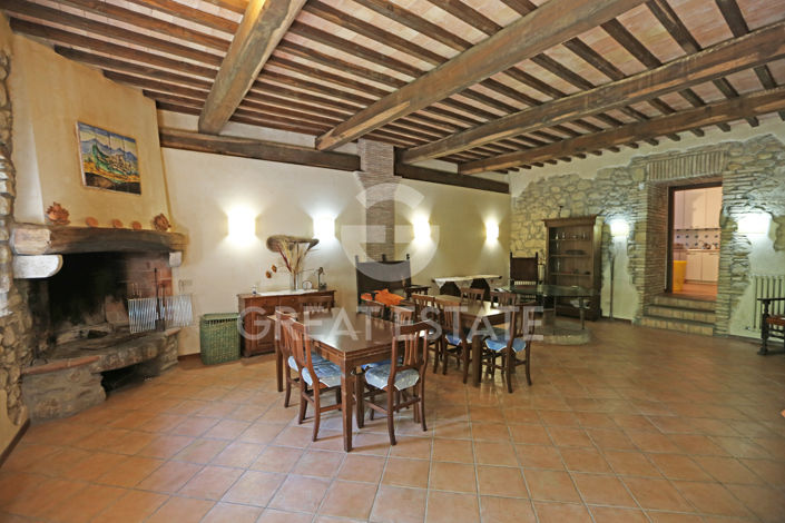 Image No.6-8 Bed Country House for sale