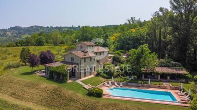 vendesi-rustico-casale-in-umbria-perugia-mont