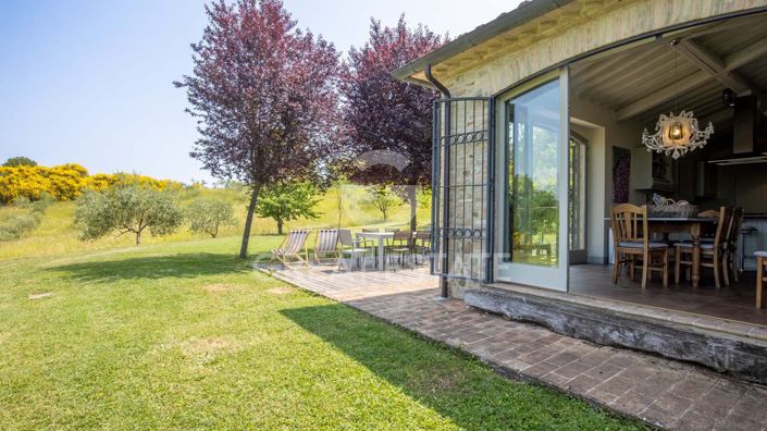 Image No.12-5 Bed Country House for sale