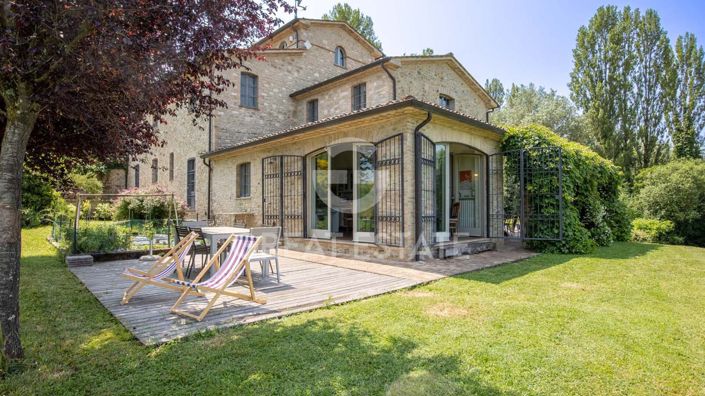 Image No.13-5 Bed Country House for sale