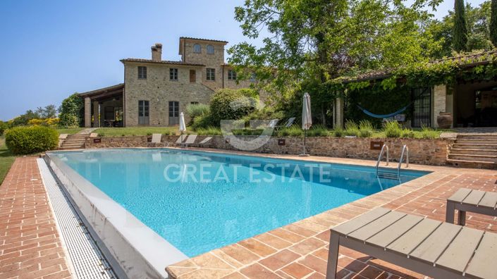 Image No.19-5 Bed Country House for sale