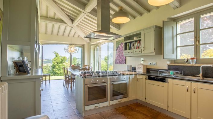 Image No.36-5 Bed Country House for sale