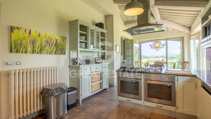 Image No.37-5 Bed Country House for sale