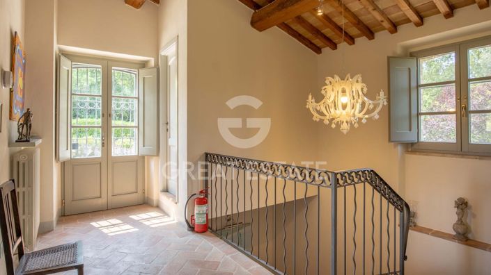 Image No.40-5 Bed Country House for sale