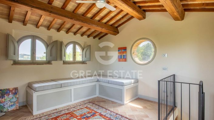 Image No.44-5 Bed Country House for sale