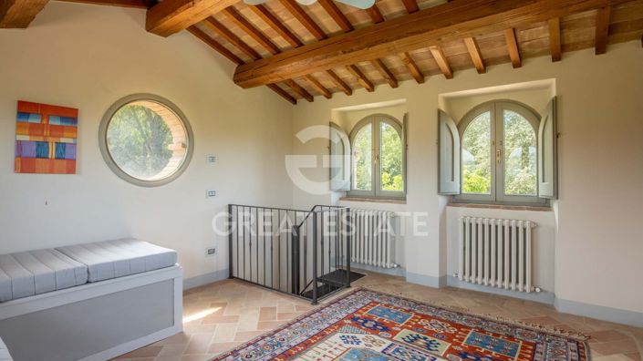 Image No.45-5 Bed Country House for sale