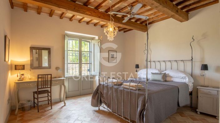 Image No.50-5 Bed Country House for sale