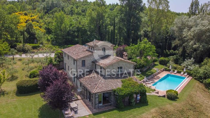 Image No.8-5 Bed Country House for sale