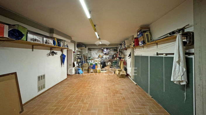 Image No.16-6 Bed Country House for sale