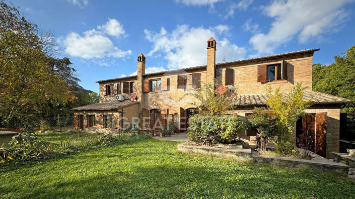 Image No.9-6 Bed Country House for sale