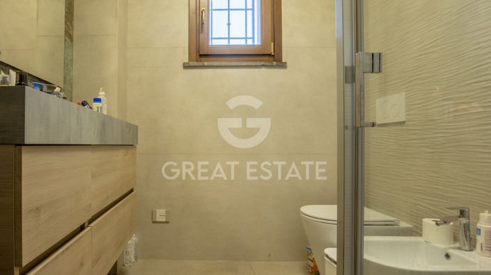 Image No.15-3 Bed Country House for sale