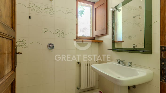 Image No.39-4 Bed Country House for sale