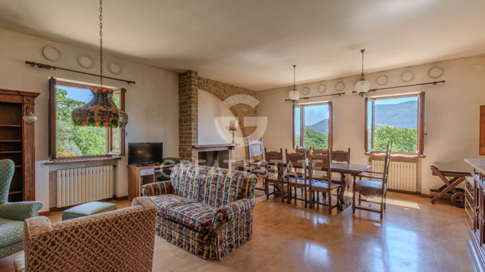 Image No.6-4 Bed Country House for sale