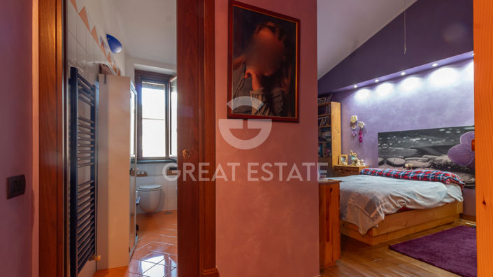 Image No.19-3 Bed Property for sale