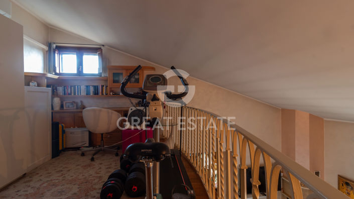 Image No.23-3 Bed Property for sale