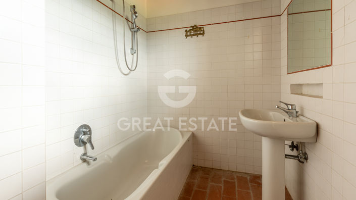 Image No.35-6 Bed Country House for sale