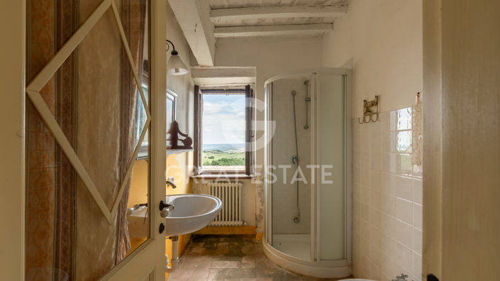 Image No.36-6 Bed Country House for sale