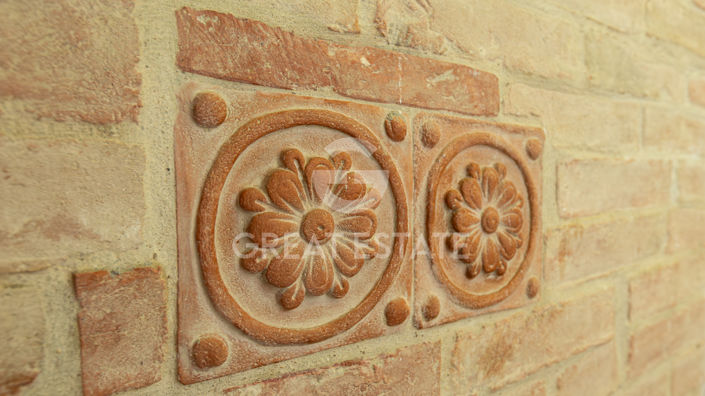 Image No.37-6 Bed Country House for sale