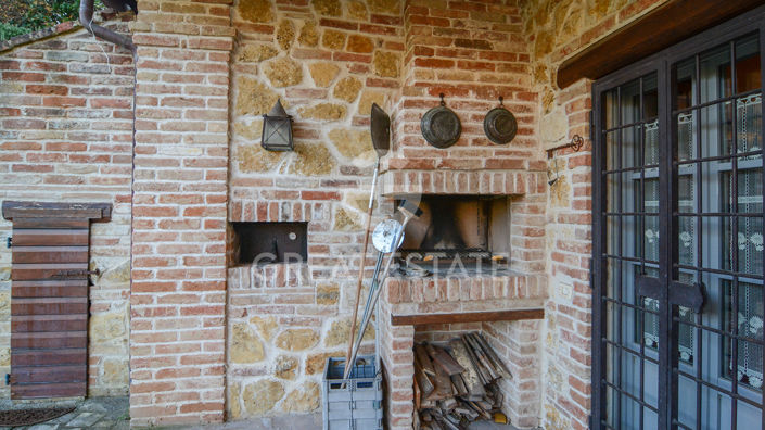 Image No.11-4 Bed Country House for sale